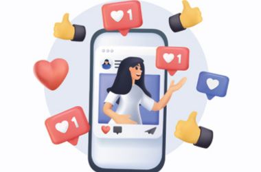 teléfono con emoticonos de redes sociales